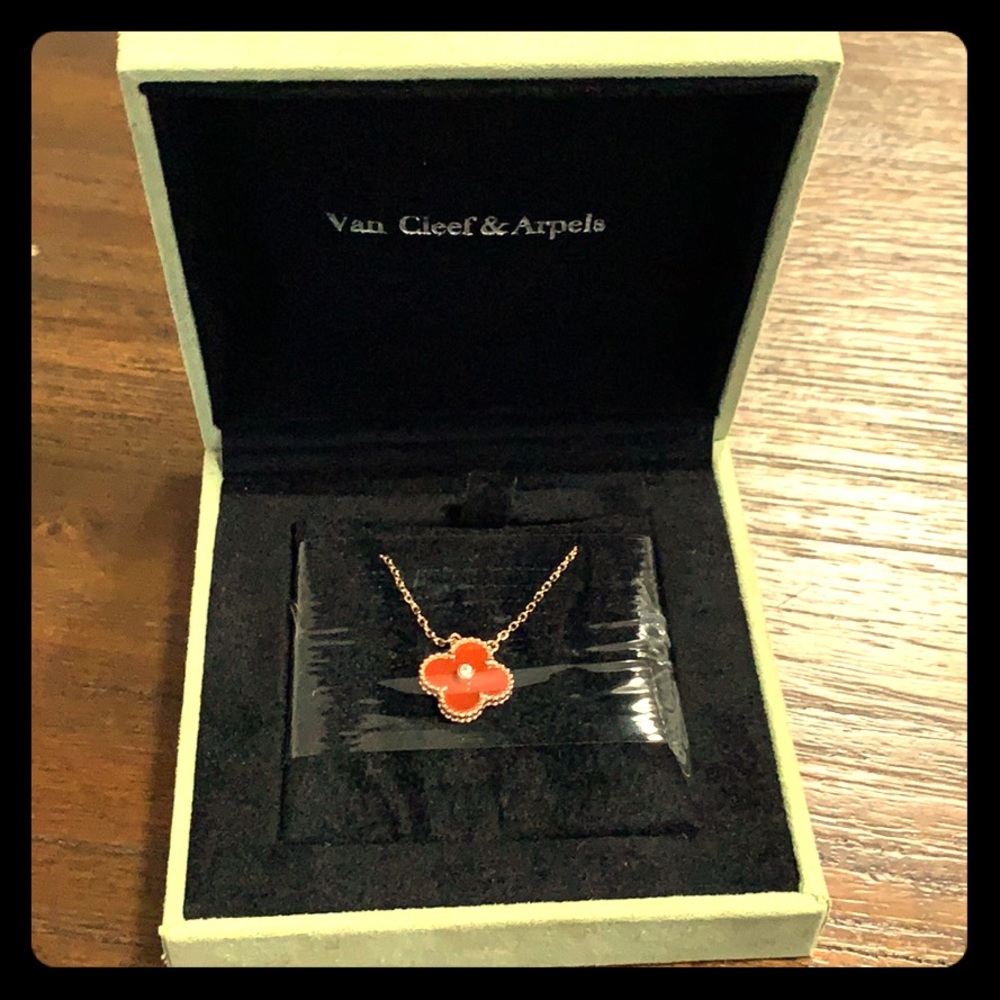 Van Cleef & Arpels diamond necklace